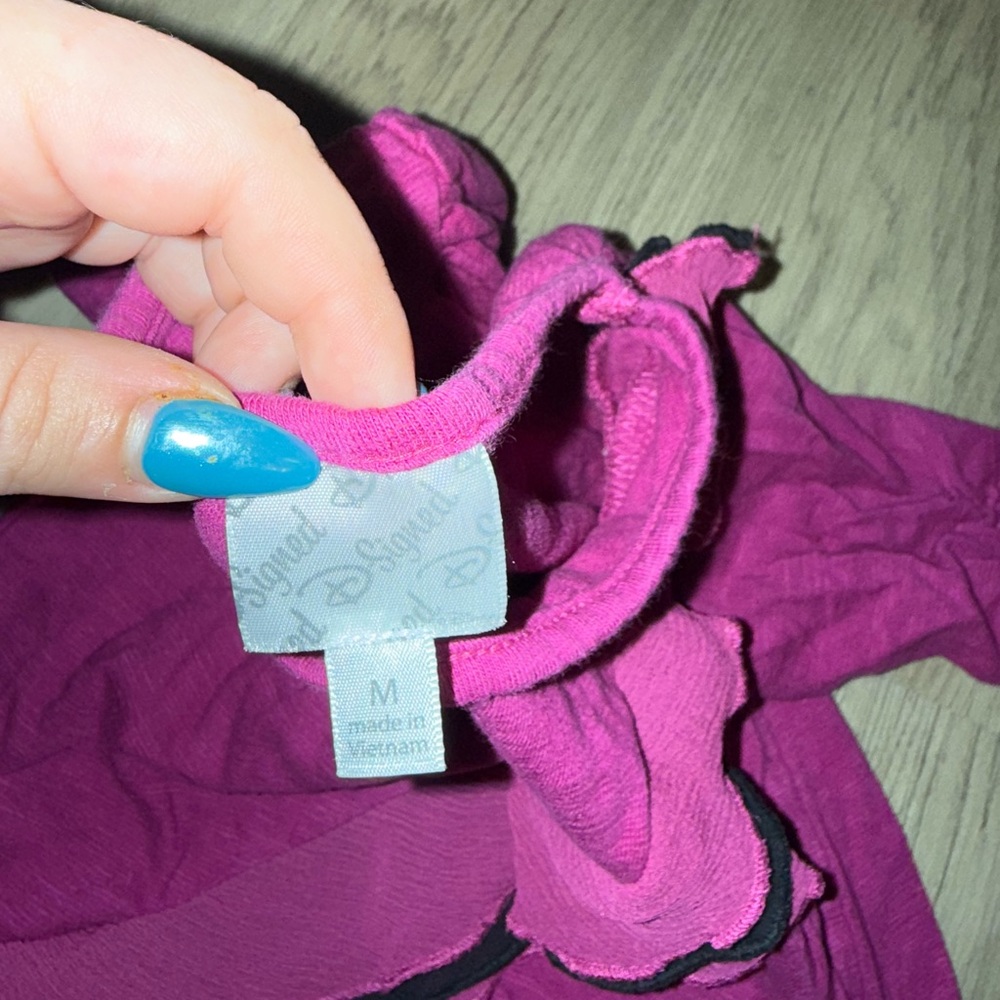 ⭐️Disney Magenta‎ Ruffle Blouse⭐️ - Picture 2 of 3